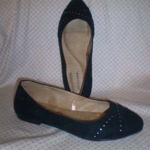 White MT Black Suede Flats 8 Wide